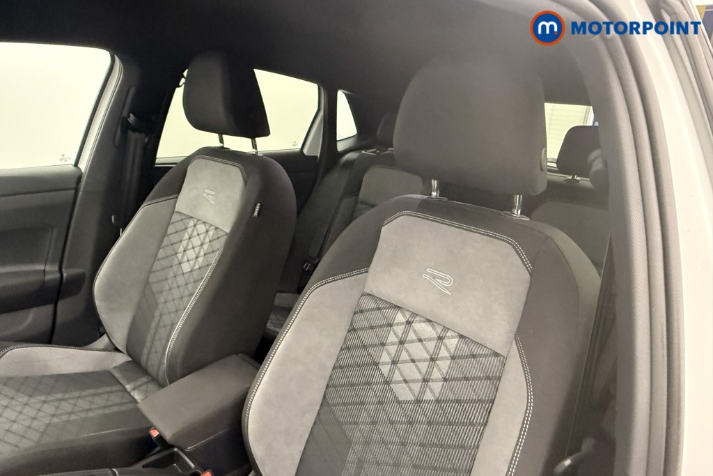 Volkswagen Polo R-Line Manual Petrol Hatchback - Stock Number (1570100) - 18th supplementary image