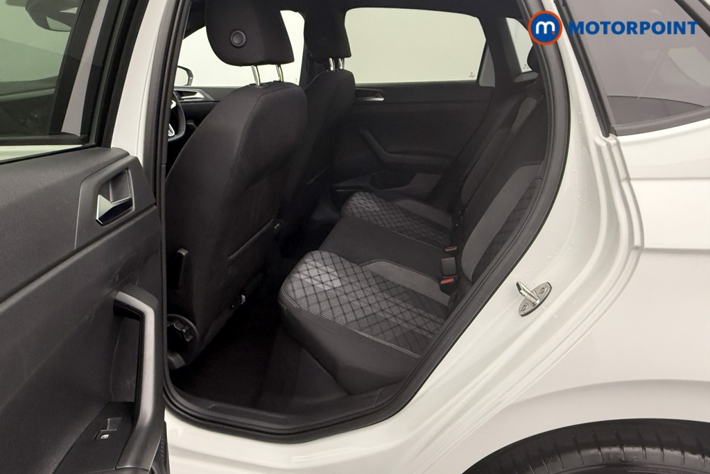 Volkswagen Polo R-Line Manual Petrol Hatchback - Stock Number (1570100) - 19th supplementary image