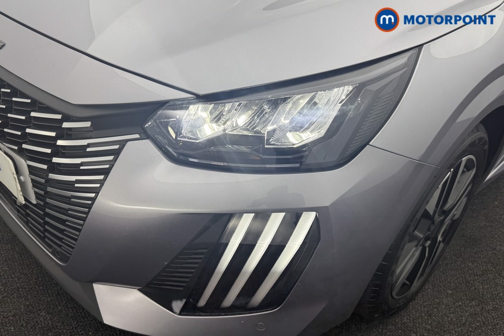 Peugeot 208 Allure Manual Petrol Hatchback - Stock Number (1570145) - 17th supplementary image
