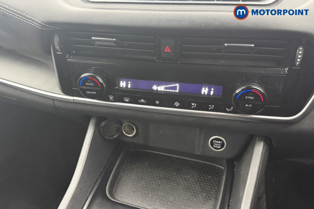 Nissan Qashqai Acenta Premium Automatic Petrol SUV - Stock Number (1570171) - 4th supplementary image