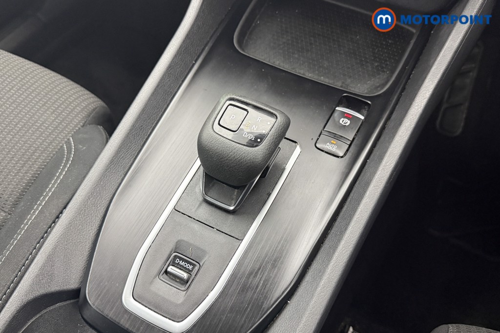 Nissan Qashqai Acenta Premium Automatic Petrol SUV - Stock Number (1570171) - 5th supplementary image