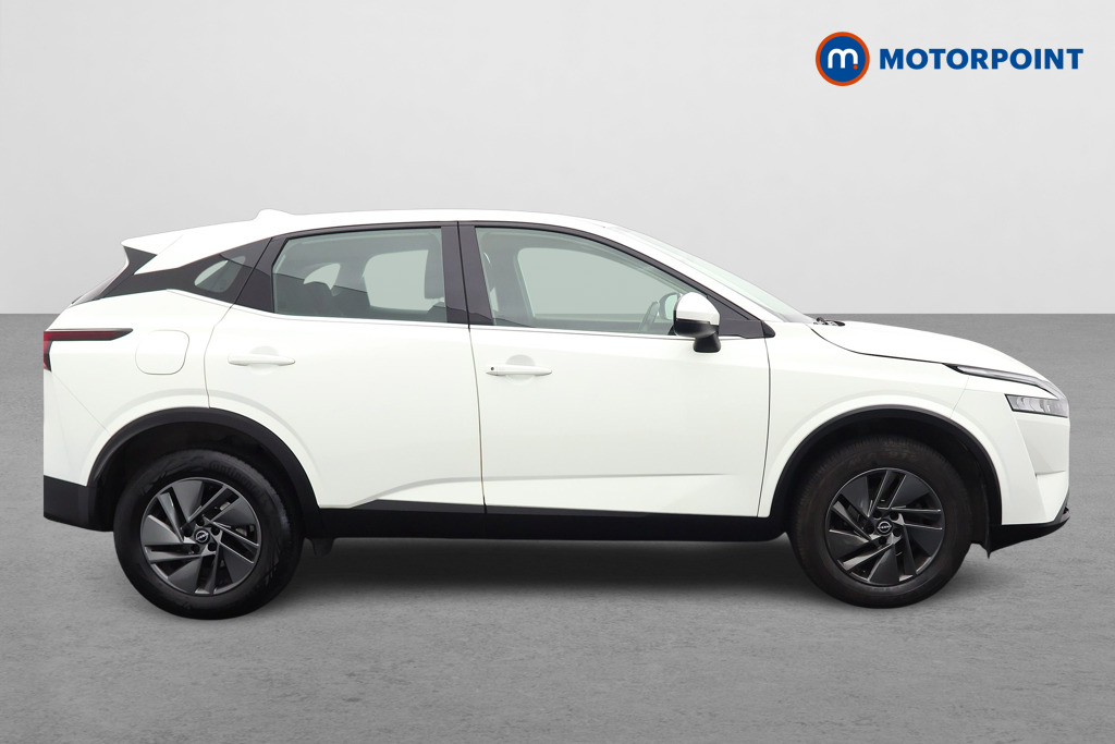 Nissan Qashqai Acenta Premium Automatic Petrol SUV - Stock Number (1570171) - Drivers side