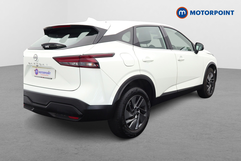 Nissan Qashqai Acenta Premium Automatic Petrol SUV - Stock Number (1570171) - Drivers side rear corner