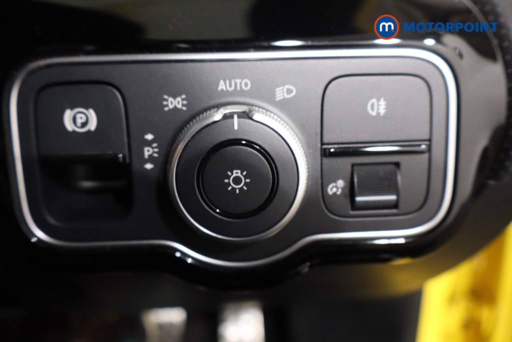 Mercedes-Benz A Class Amg Line Automatic Petrol Hatchback - Stock Number (1570187) - 23rd supplementary image
