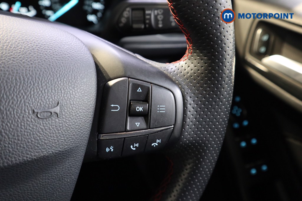 Ford Focus St-Line Manual Petrol Estate - Stock Number (1570276) - 4th supplementary image