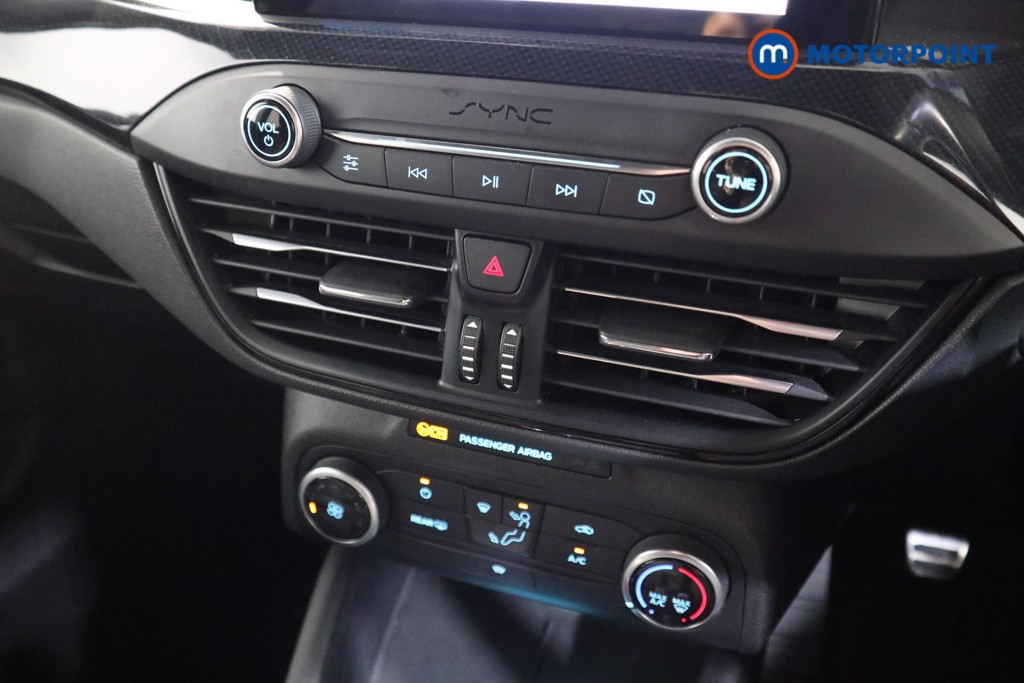 Ford Focus St-Line Manual Petrol Estate - Stock Number (1570276) - 7th supplementary image