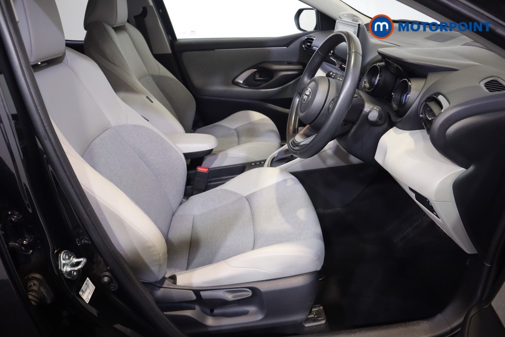 Toyota Yaris Excel Automatic Petrol-Electric Hybrid Hatchback - Stock Number (1570302) - 6th supplementary image