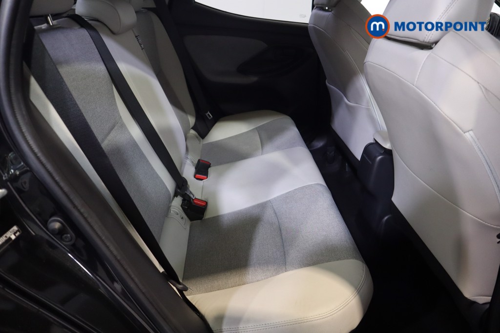 Toyota Yaris Excel Automatic Petrol-Electric Hybrid Hatchback - Stock Number (1570302) - 7th supplementary image