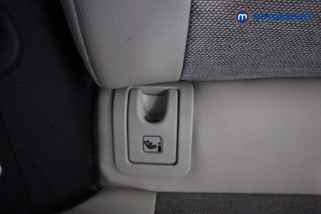 Toyota Yaris Excel Automatic Petrol-Electric Hybrid Hatchback - Stock Number (1570302) - 25th supplementary image