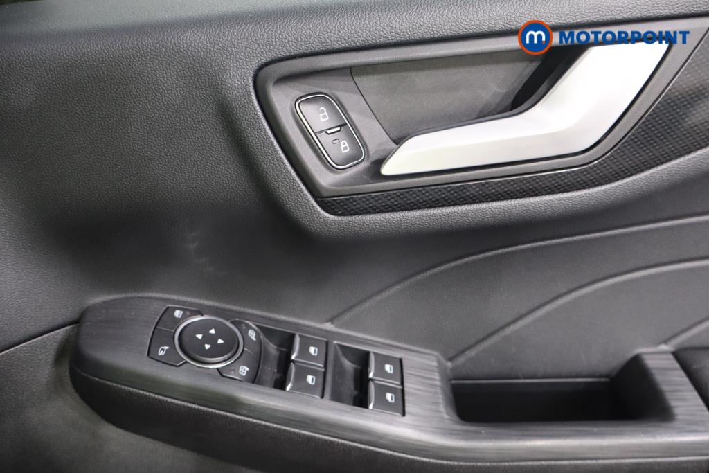 Ford Kuga St-Line Edition Automatic Diesel SUV - Stock Number (1570363) - 12th supplementary image