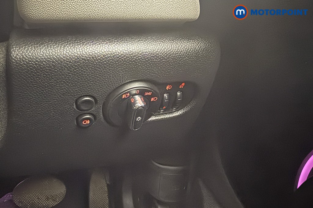 Mini Hatchback Cooper Classic Automatic Petrol Hatchback - Stock Number (1570515) - 12th supplementary image