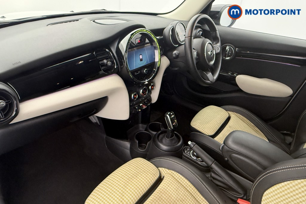Mini Hatchback Cooper Classic Automatic Petrol Hatchback - Stock Number (1570515) - 17th supplementary image