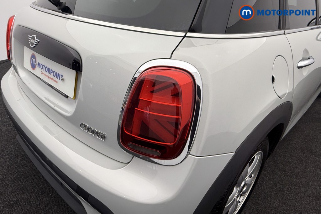 Mini Hatchback Cooper Classic Automatic Petrol Hatchback - Stock Number (1570515) - 21st supplementary image