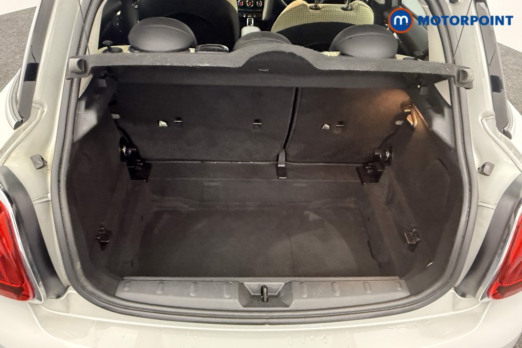 Mini Hatchback Cooper Classic Automatic Petrol Hatchback - Stock Number (1570515) - 23rd supplementary image