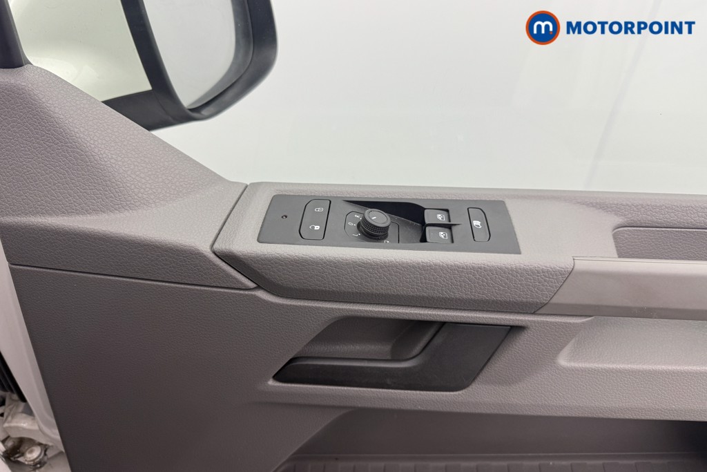 Volkswagen Transporter Highline Manual Diesel Panel Van - Stock Number (1570543) - 12th supplementary image