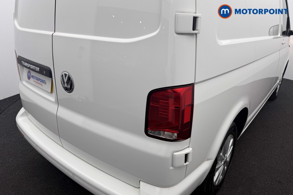 Volkswagen Transporter Highline Manual Diesel Panel Van - Stock Number (1570543) - 20th supplementary image