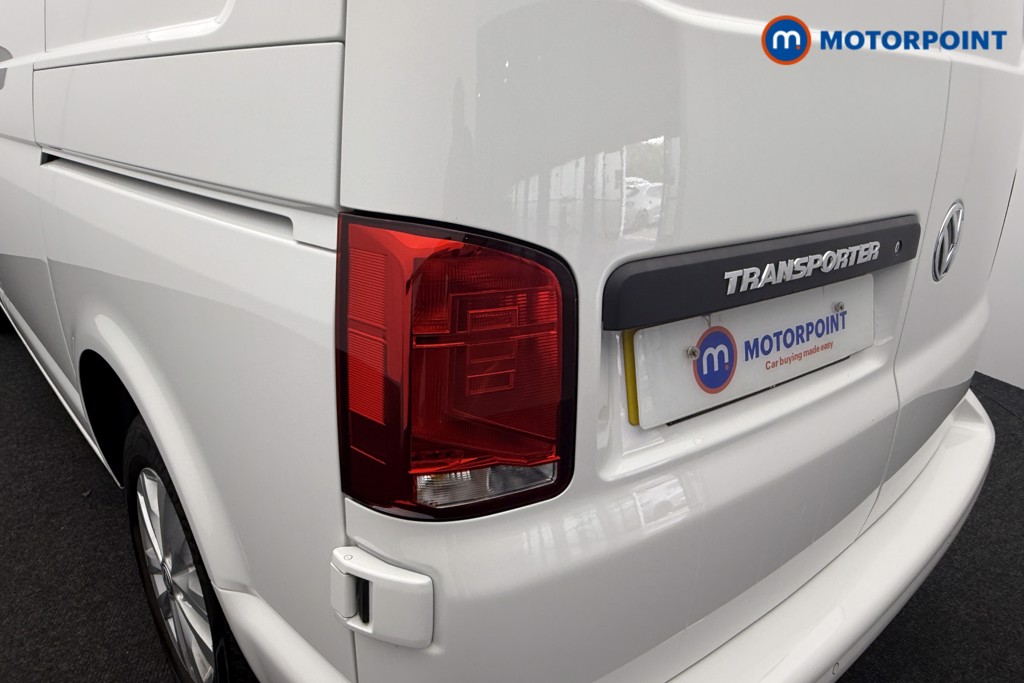 Volkswagen Transporter Highline Manual Diesel Panel Van - Stock Number (1570548) - 17th supplementary image