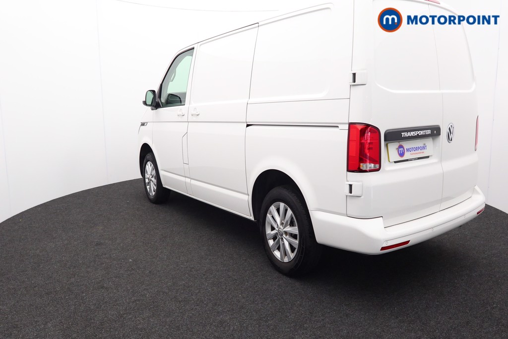 Volkswagen Transporter Highline Manual Diesel Panel Van - Stock Number (1570548) - Passenger side rear corner