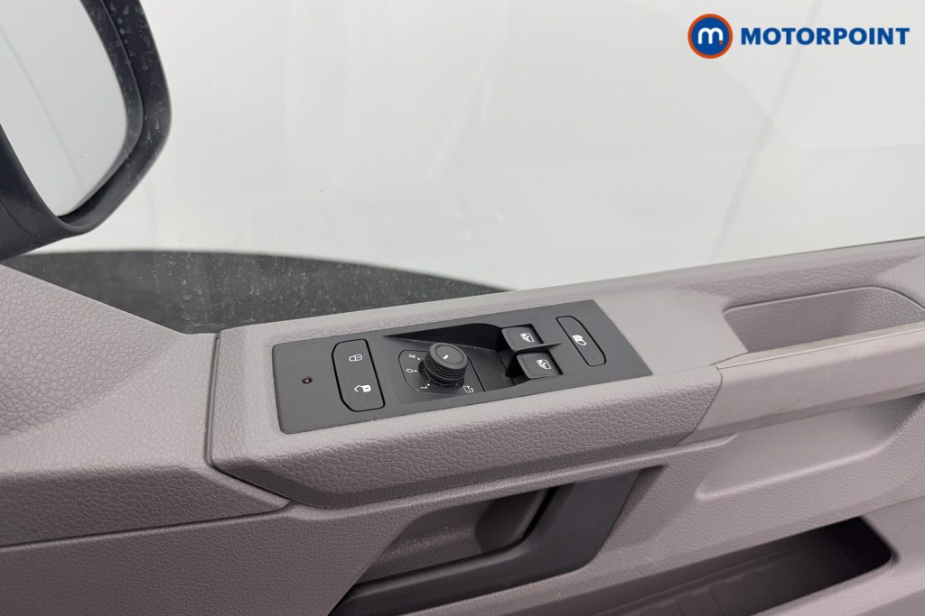 Volkswagen Transporter Highline Manual Diesel Panel Van - Stock Number (1570552) - 8th supplementary image