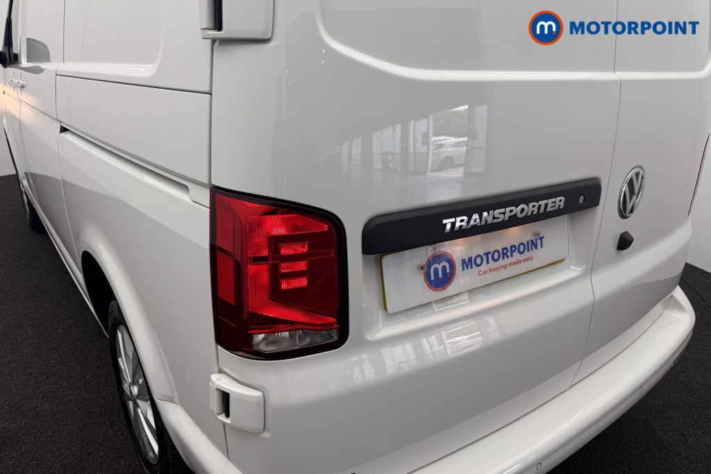 Volkswagen Transporter Highline Manual Diesel Panel Van - Stock Number (1570552) - 17th supplementary image