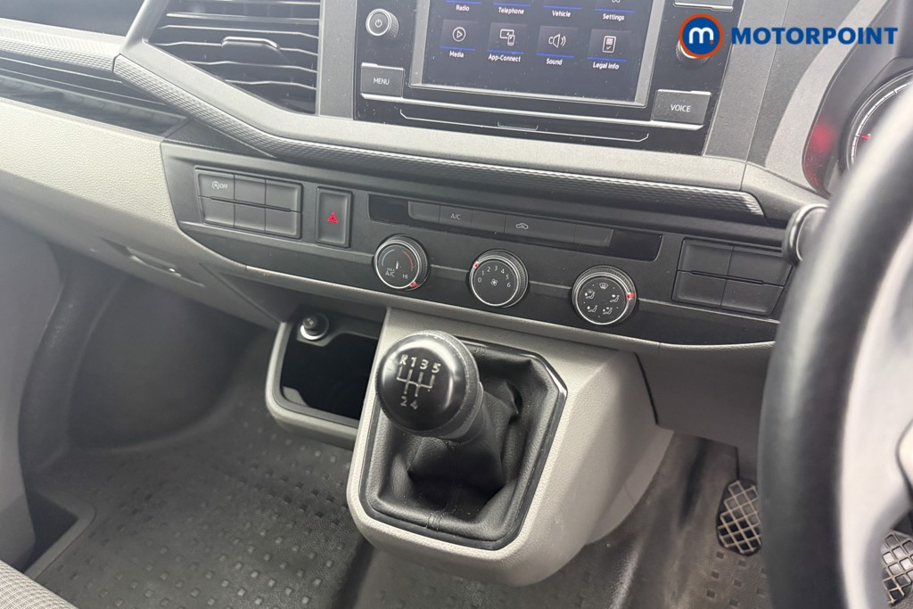 Volkswagen Transporter Startline Business Manual Diesel Panel Van - Stock Number (1570557) - 4th supplementary image