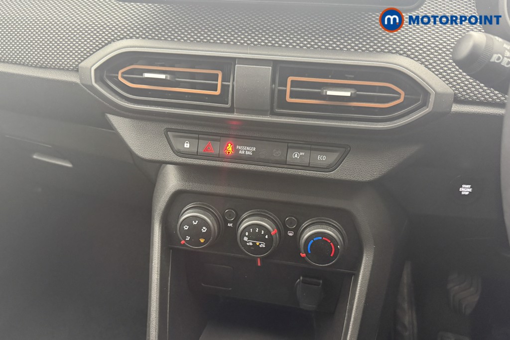 Dacia Sandero Stepway Expression Manual Petrol Hatchback - Stock Number (1570750) - 4th supplementary image