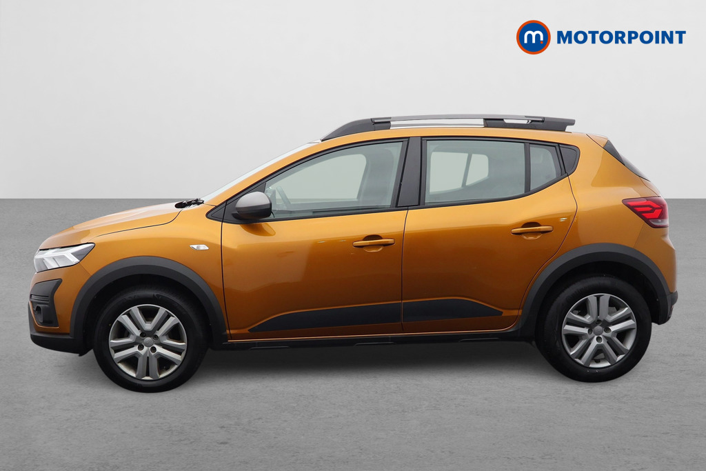 Dacia Sandero Stepway Expression Manual Petrol Hatchback - Stock Number (1570750) - Passenger side