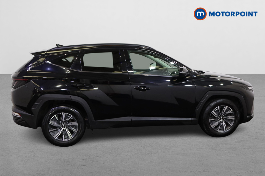 Hyundai Tucson Se Connect Manual Petrol SUV - Stock Number (1570817) - Drivers side