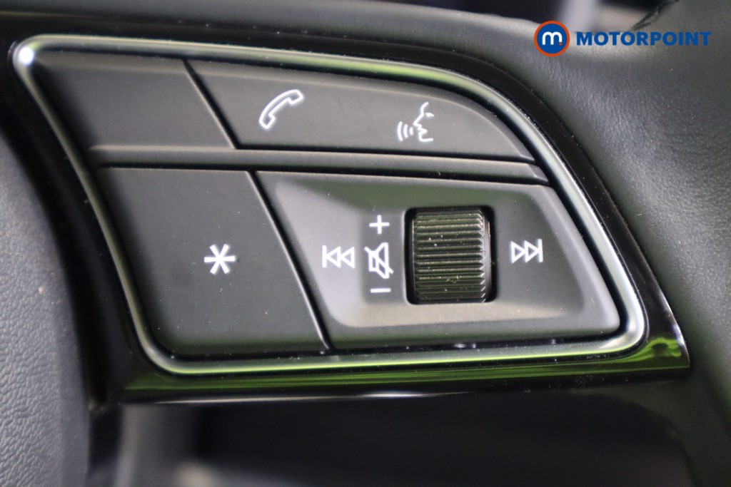 Audi A1 Technik Manual Petrol Hatchback - Stock Number (1570834) - 5th supplementary image