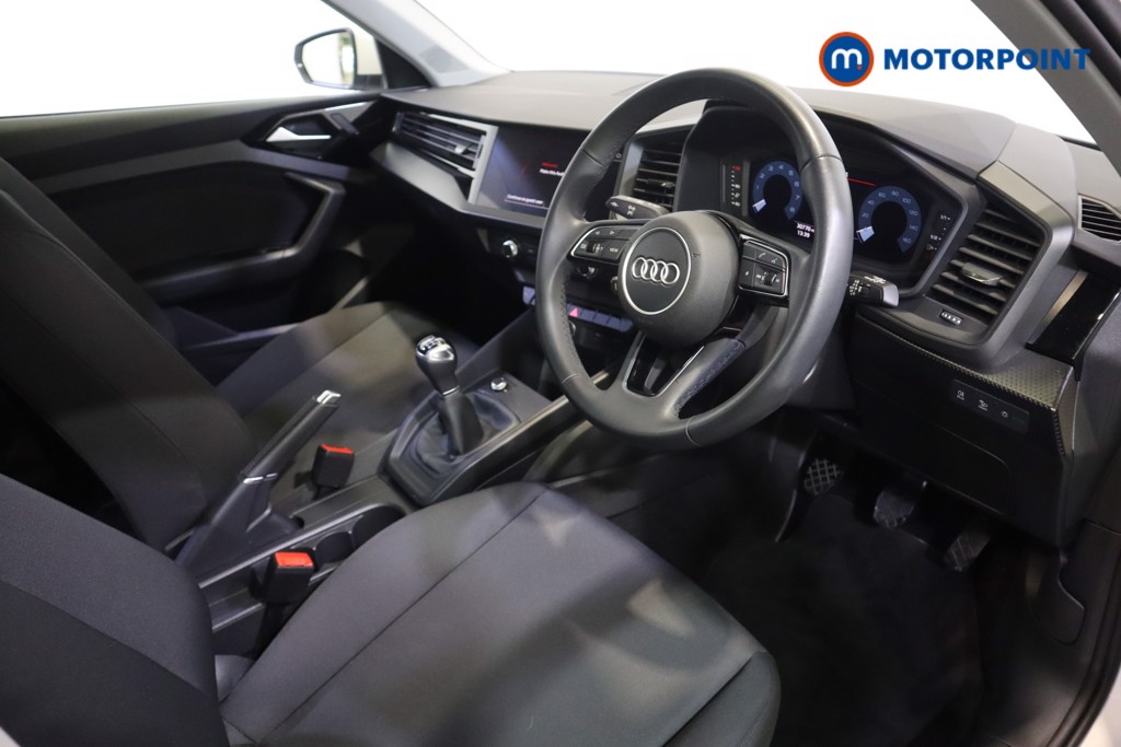 Audi A1 Technik Manual Petrol Hatchback - Stock Number (1570834) - 1st supplementary image