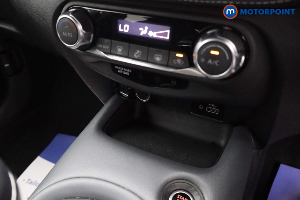 Nissan Juke N-Connecta Manual Petrol SUV - Stock Number (1570849) - 11th supplementary image