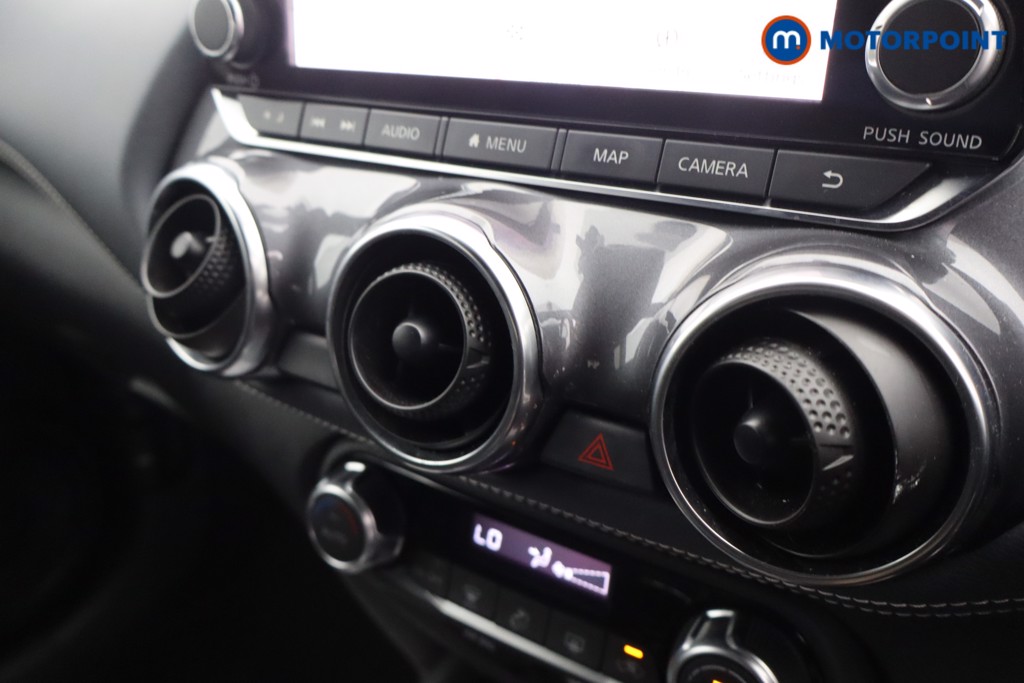 Nissan Juke N-Connecta Manual Petrol SUV - Stock Number (1570849) - 12th supplementary image