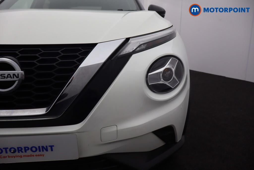 Nissan Juke N-Connecta Manual Petrol SUV - Stock Number (1570849) - 28th supplementary image