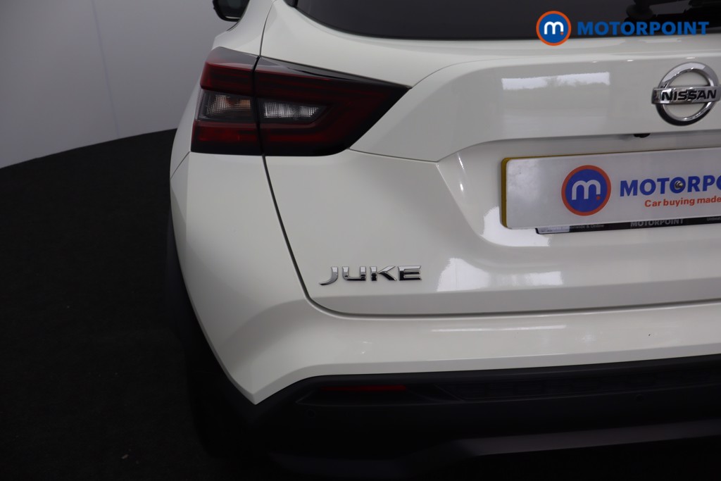 Nissan Juke N-Connecta Manual Petrol SUV - Stock Number (1570849) - 30th supplementary image