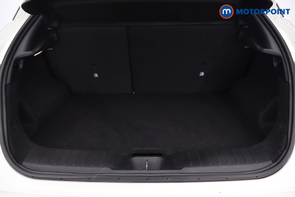 Nissan Juke N-Connecta Manual Petrol SUV - Stock Number (1570849) - 34th supplementary image