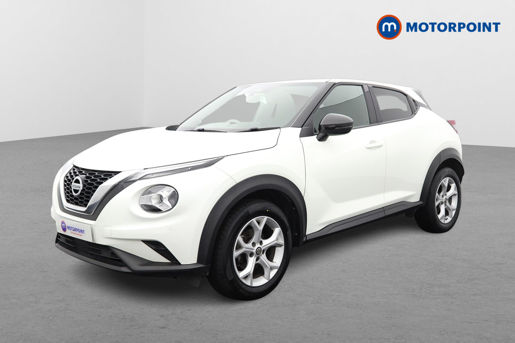 Nissan Juke N-Connecta Manual Petrol SUV - Stock Number (1570849) - Passenger side front corner