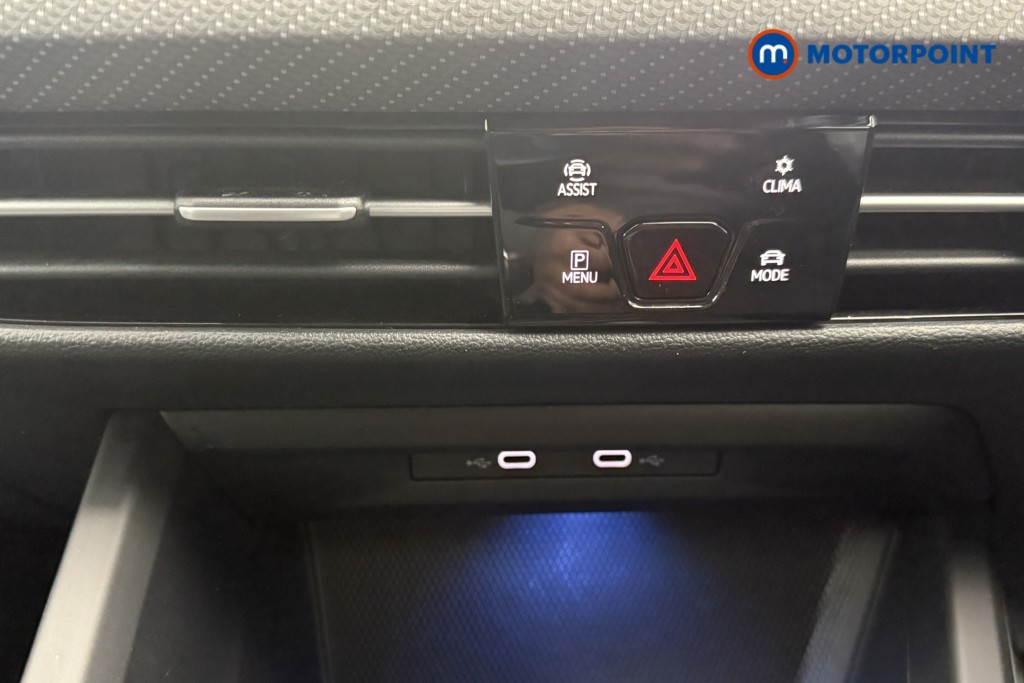 Volkswagen Golf R-Line Manual Petrol Hatchback - Stock Number (1571283) - 11th supplementary image