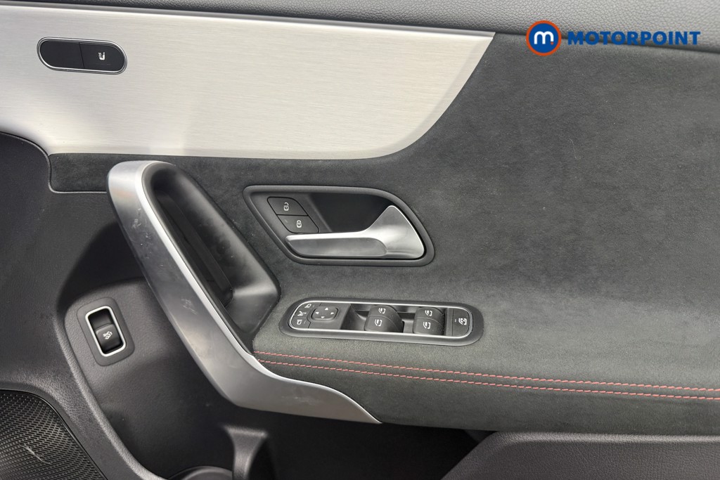 Mercedes-Benz A Class Amg Line Automatic Diesel Saloon - Stock Number (1571293) - 18th supplementary image