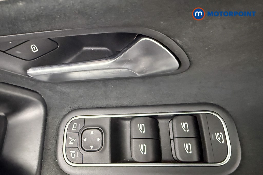 Mercedes-Benz A Class Amg Line Automatic Diesel Saloon - Stock Number (1571293) - 19th supplementary image