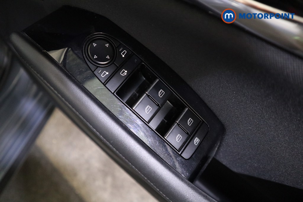 Mazda 3 Se-L Lux Automatic Petrol-Electric Hybrid Hatchback - Stock Number (1571538) - 9th supplementary image