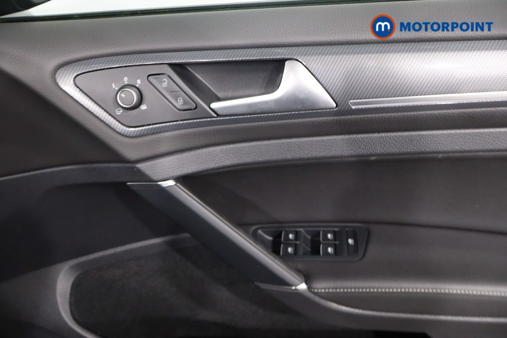 Volkswagen Golf R-Line Manual Petrol Hatchback - Stock Number (1571639) - 23rd supplementary image