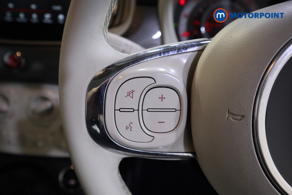 Fiat 500 Lounge Manual Petrol-Electric Hybrid Hatchback - Stock Number (1571708) - 3rd supplementary image
