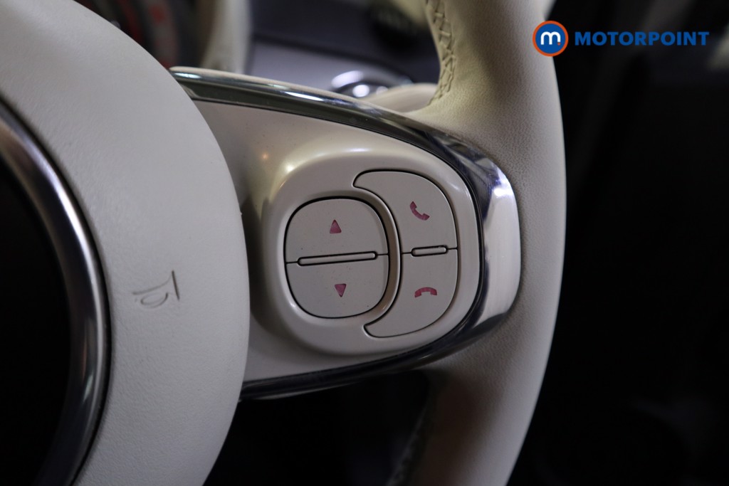Fiat 500 Lounge Manual Petrol-Electric Hybrid Hatchback - Stock Number (1571708) - 4th supplementary image