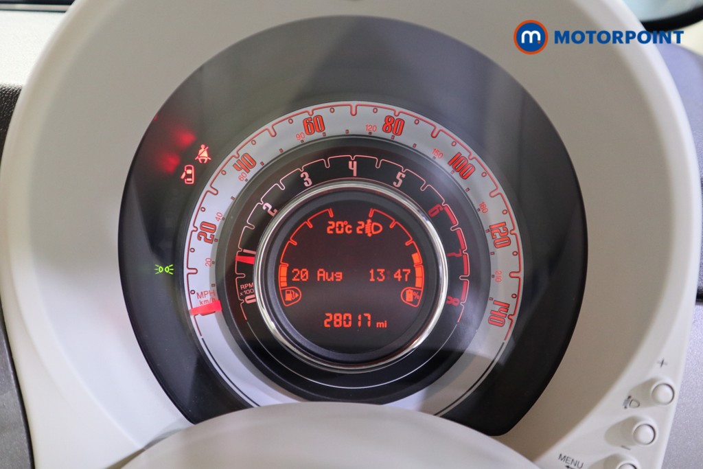 Fiat 500 Lounge Manual Petrol-Electric Hybrid Hatchback - Stock Number (1571708) - 5th supplementary image