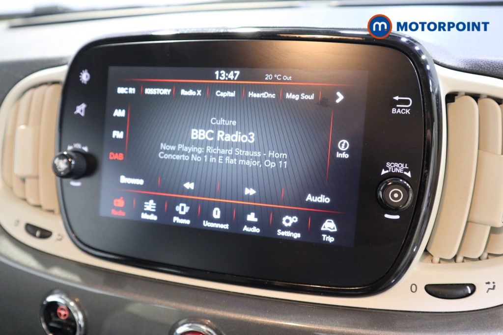 Fiat 500 Lounge Manual Petrol-Electric Hybrid Hatchback - Stock Number (1571708) - 6th supplementary image