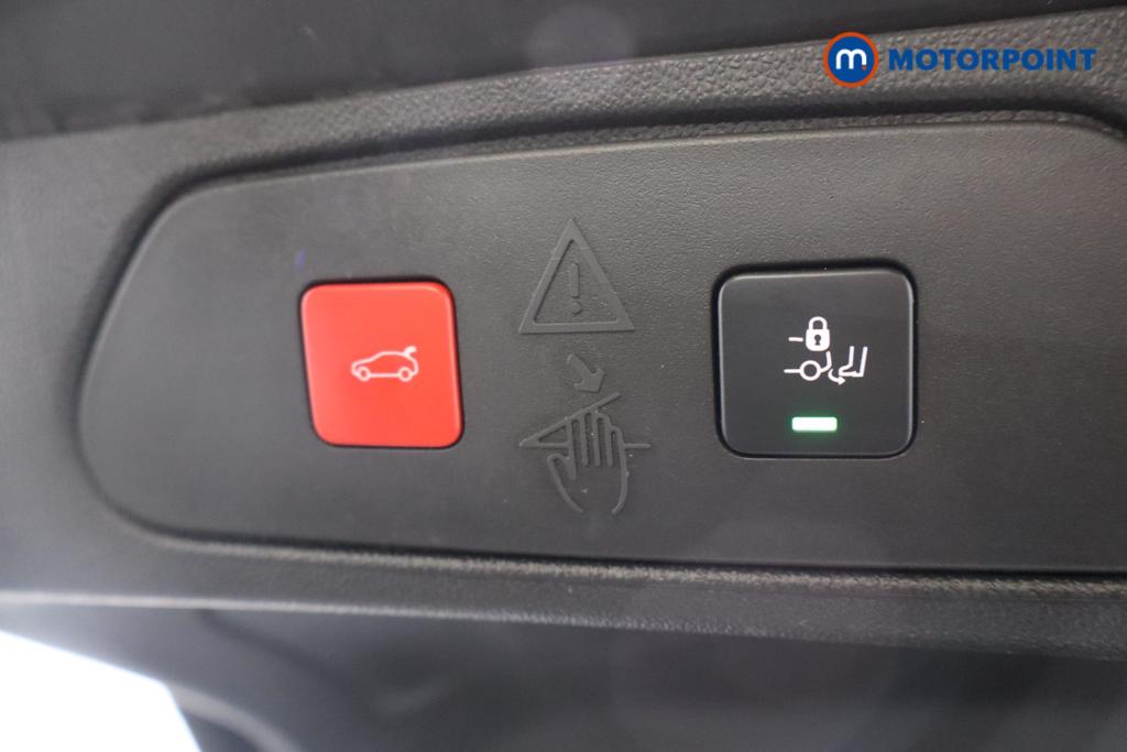 Vauxhall Grandland Elite Manual Petrol SUV - Stock Number (1571730) - 28th supplementary image