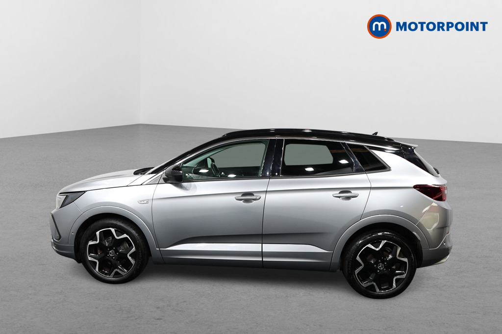 Vauxhall Grandland Elite Manual Petrol SUV - Stock Number (1571730) - Passenger side front corner