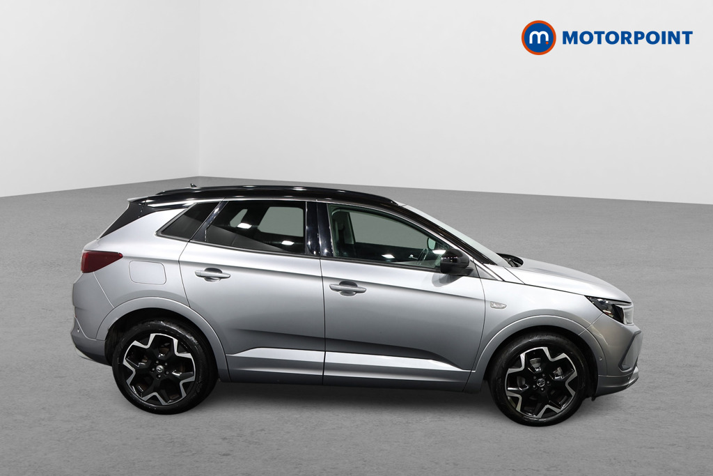 Vauxhall Grandland Elite Manual Petrol SUV - Stock Number (1571730) - Drivers side rear corner
