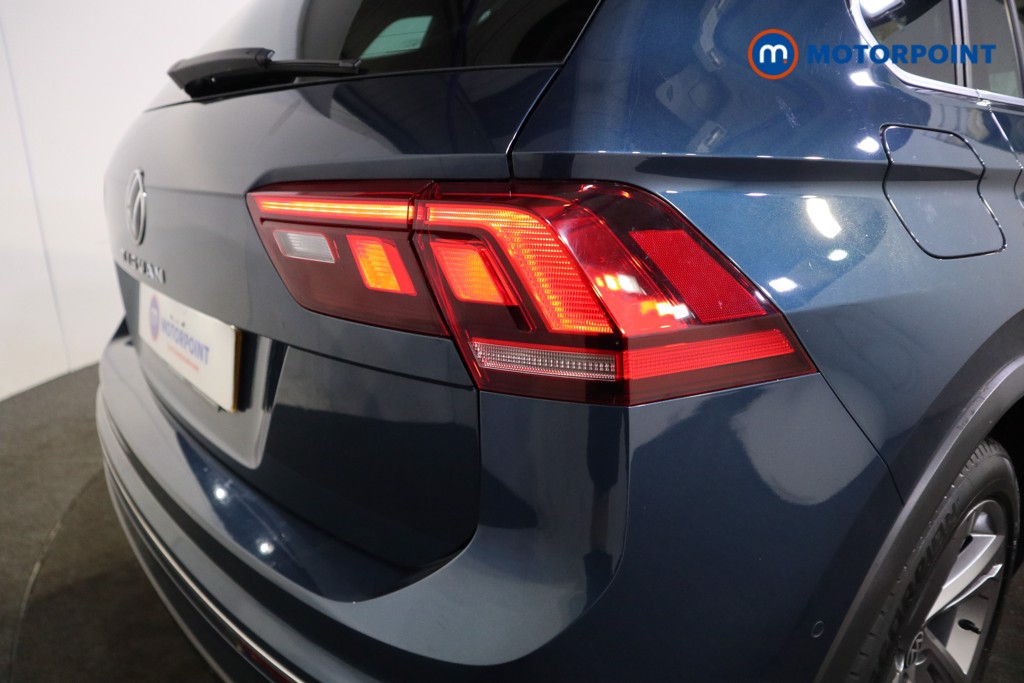Volkswagen Tiguan R-Line Edition Automatic Diesel SUV - Stock Number (1571776) - 22nd supplementary image