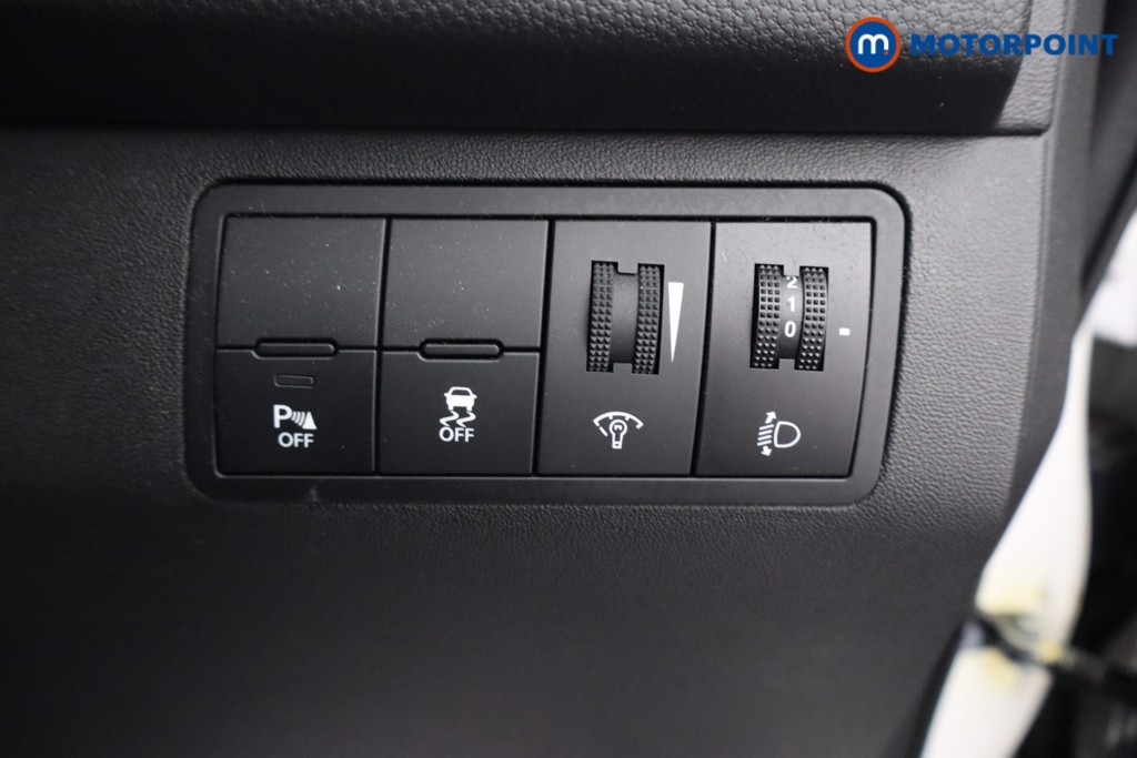 Hyundai Ix20 Se Nav Automatic Petrol People Carrier - Stock Number (1571954) - 15th supplementary image